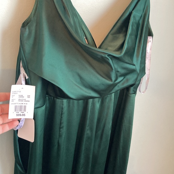 David’s bridal bridesmaid dress satin green size 10 - Picture 5 of 15